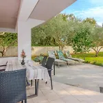 Lejlighed Lovely In With Swimming Pool Zaton (Zadar)